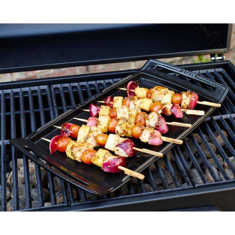 Staub Cast Iron Double Burner Griddle - Image 5