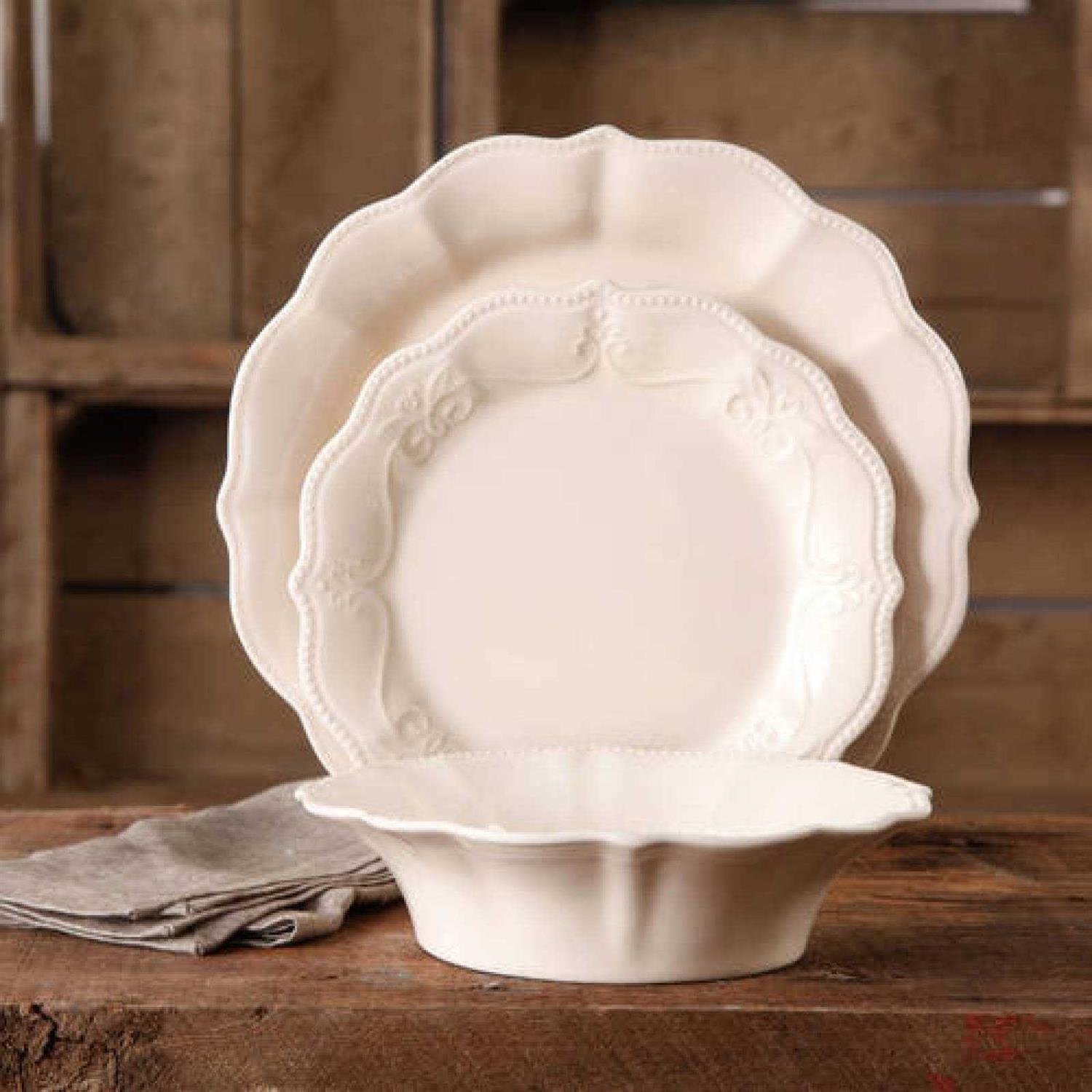 The Pioneer Woman Paige 12-Piece Dinnerware Set
