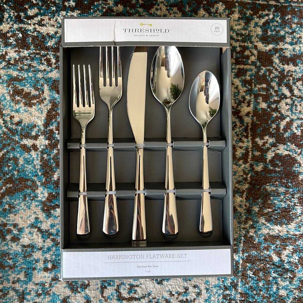Threshold Harrington Flatware Set Silver - Image 4