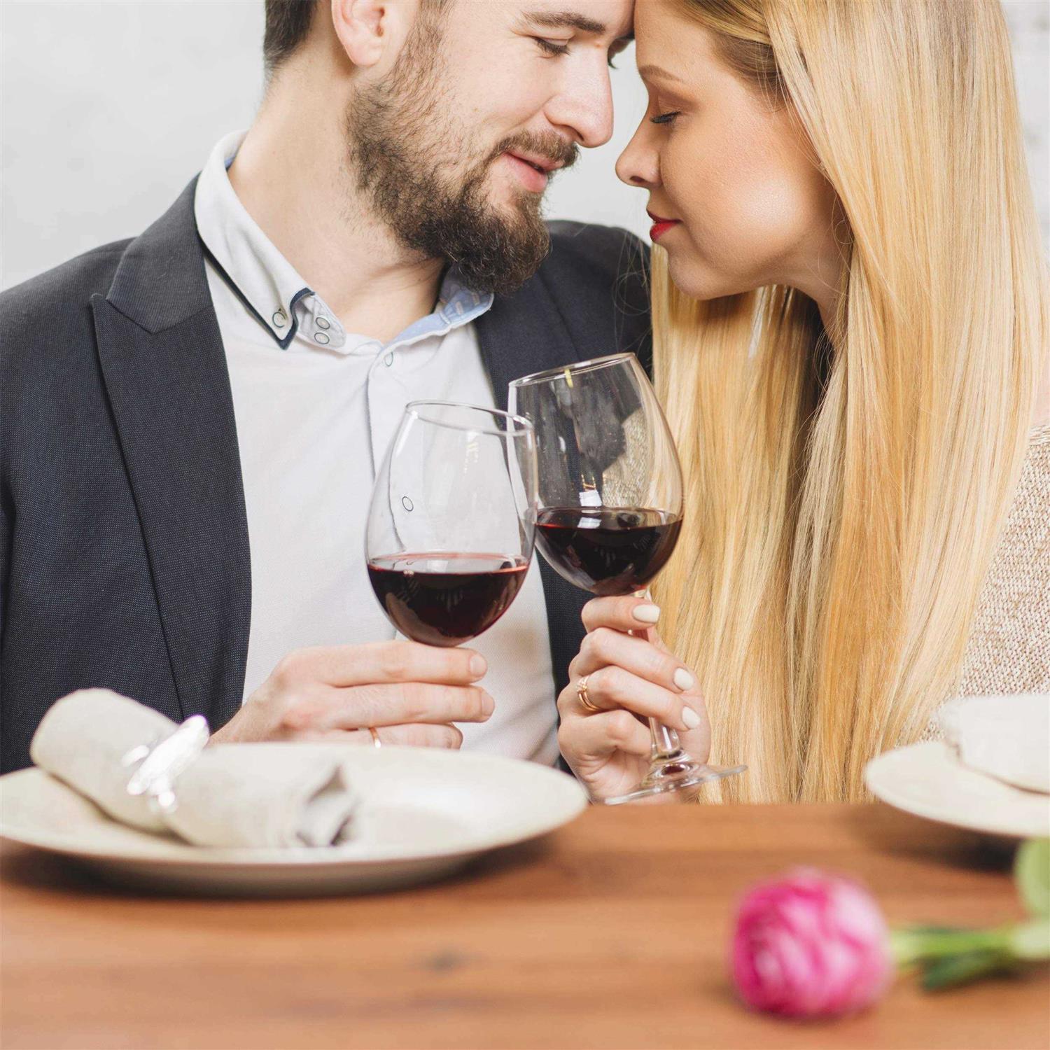 S JUSTSTART Wine Decanter Built-in Aerator Pourer Wine Carafe Red Wine Decanter,100% Lead-free Crystal Glass - Image 4