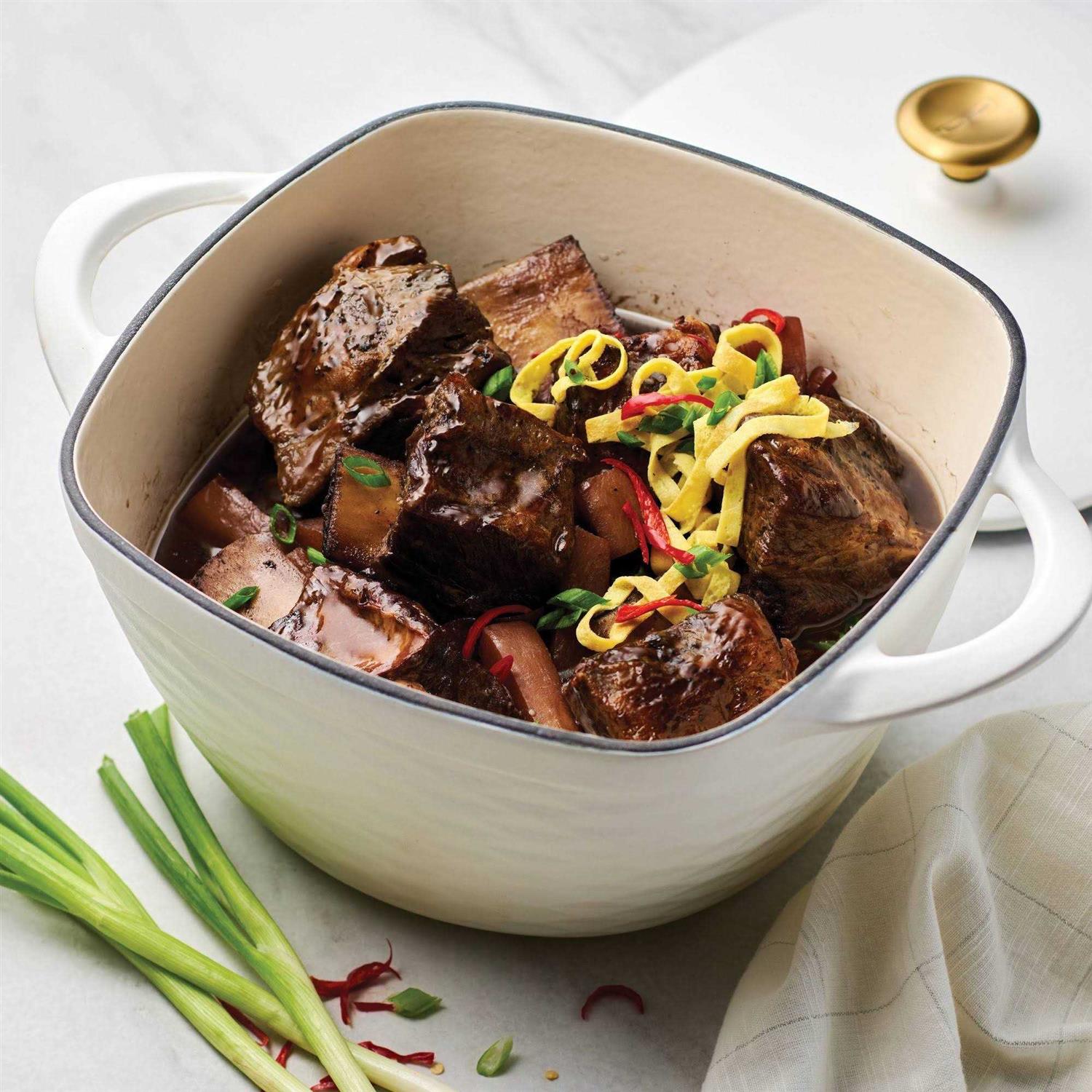 Tramontina Prisma 7 Qt Enameled Cast Iron Covered Square Dutch Oven - Image 5