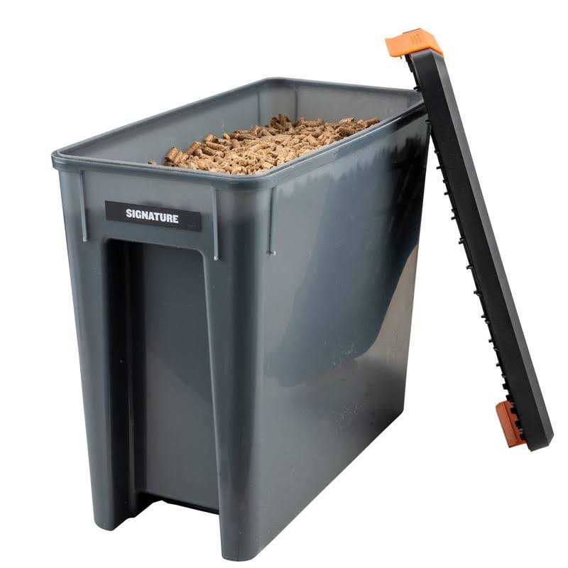 Traeger Pellet grills bac637 Stay Dry Pellet Bin