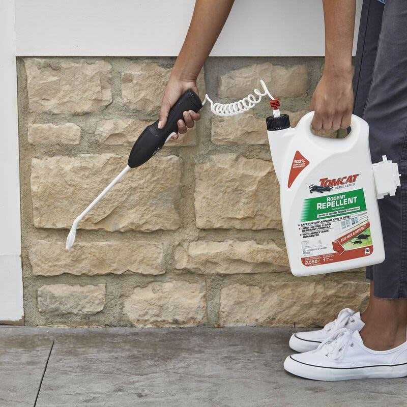 Tomcat 1 gal. Rodent Repellent - Image 2
