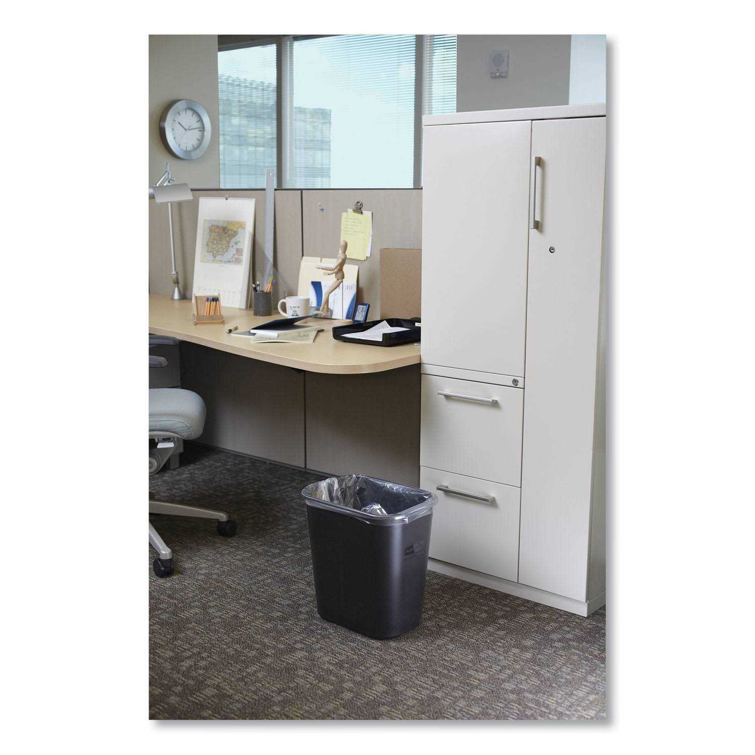 Rubbermaid Deskside Plastic Wastebasket - Image 2
