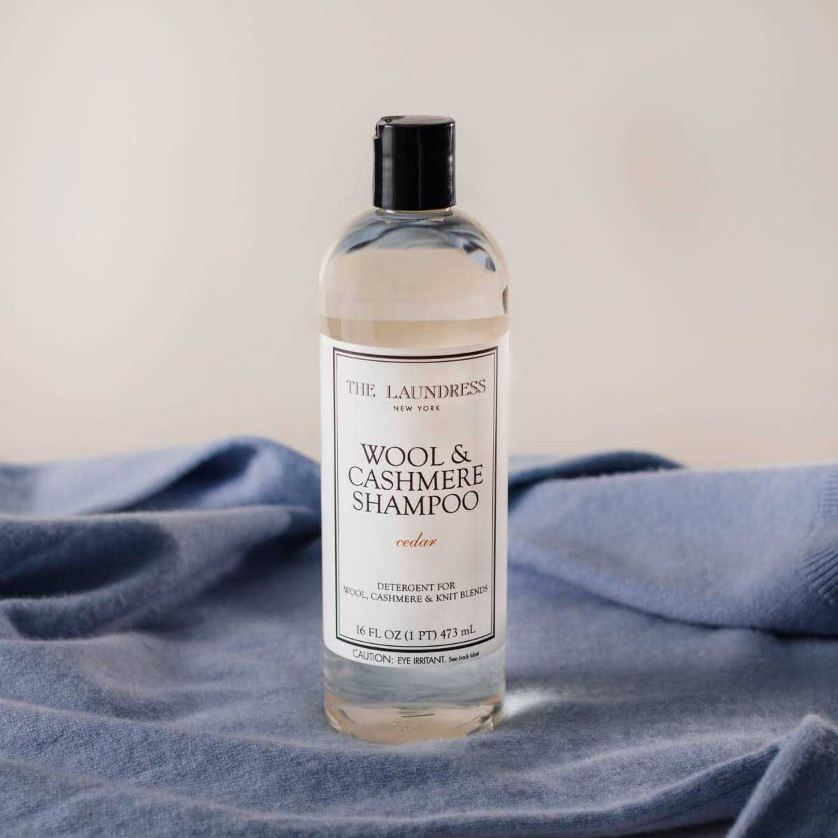 The Laundress Wool & Cashmere Shampoo - Image 4