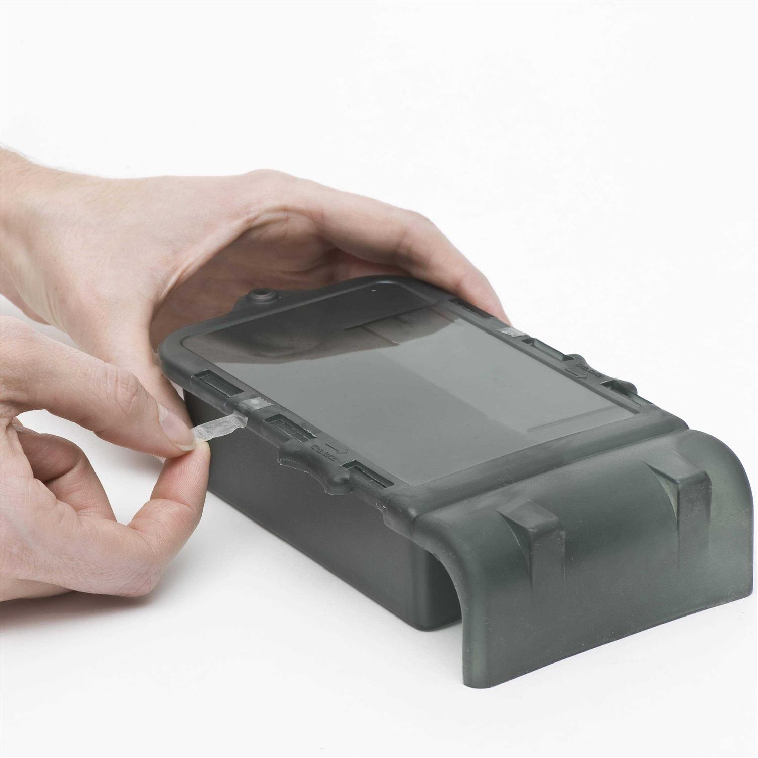 Victor Catch & Hold Mouse Trap - Image 3