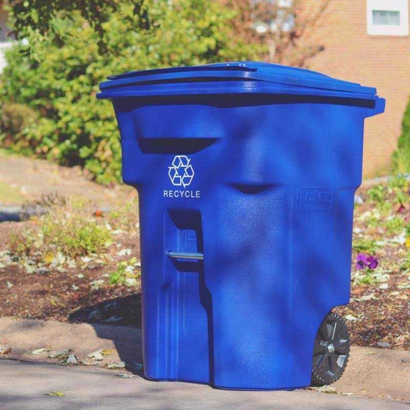 Toter 96 gal. Polyethylene Wheeled Recycling Bin - Image 3