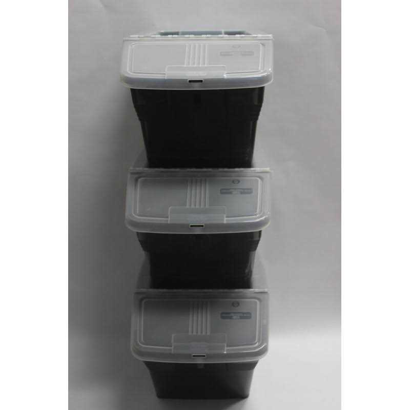 WTM BBCL Three Pack of Stackable Bins with Hinged Lids - Image 3
