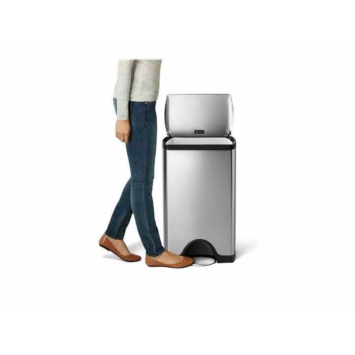 simplehuman Rectangular Step Trash Can - Image 3