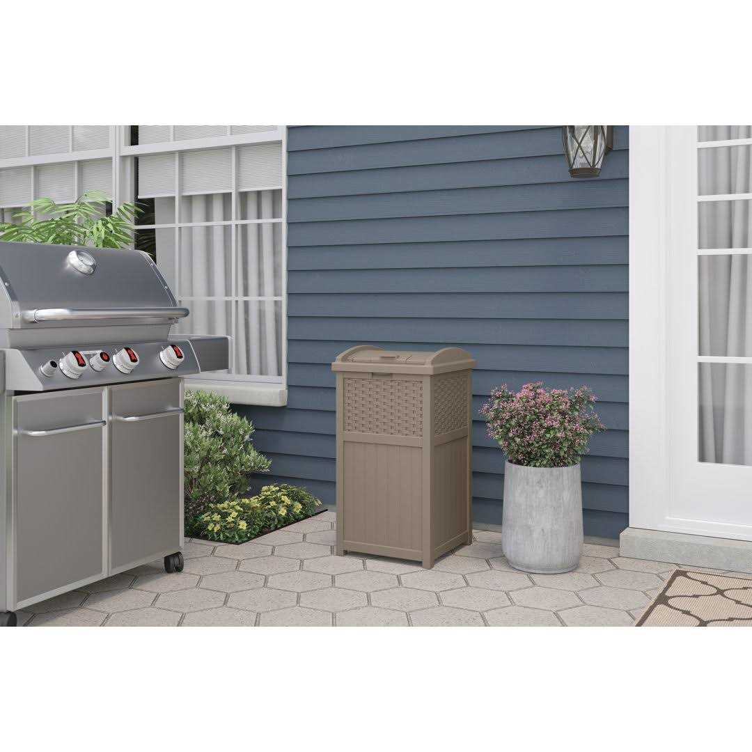 Suncast Outdoor Hideaway Trash Can Bin - Image 4