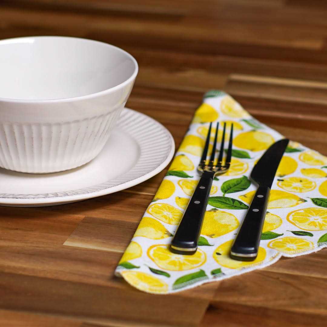 The Useless Brand Reusable Paper Towels Roll Washable Cotton Flannel Towels w/Cardboard Roll - Image 3