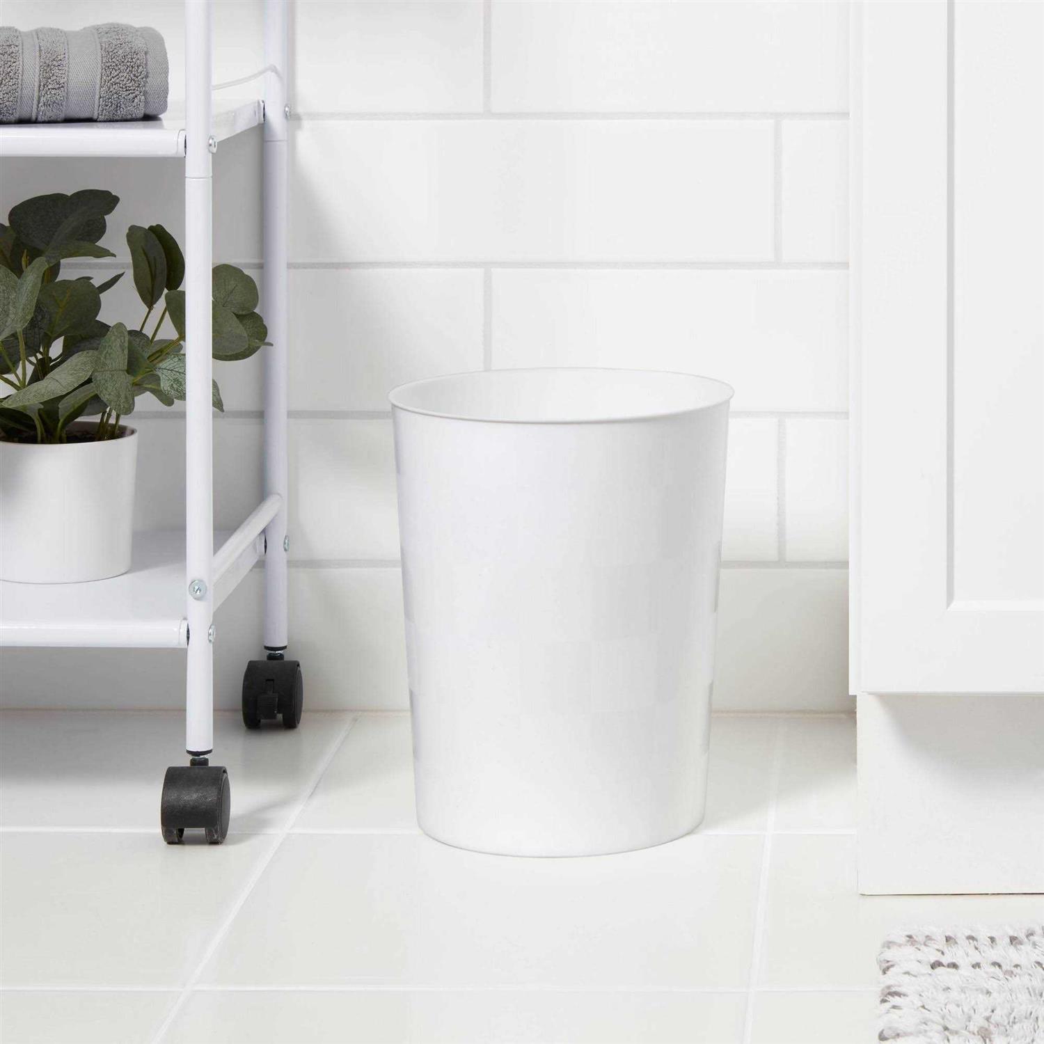 Room Essentials White Wastebasket - Image 3