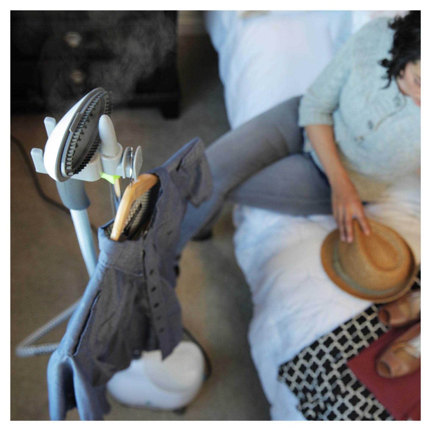 Steamfast SF-407 Fabric Steamer - Image 2