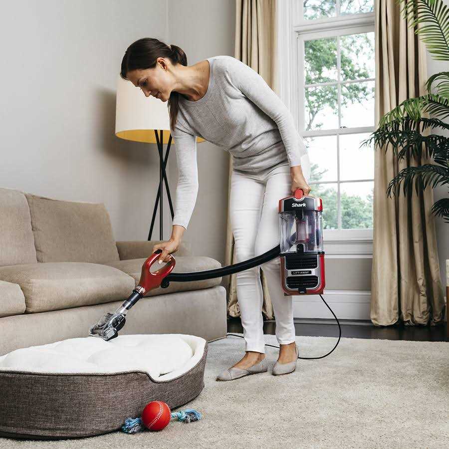 Shark Navigator Lift-Away Upright Zero-M Vacuum - Image 2