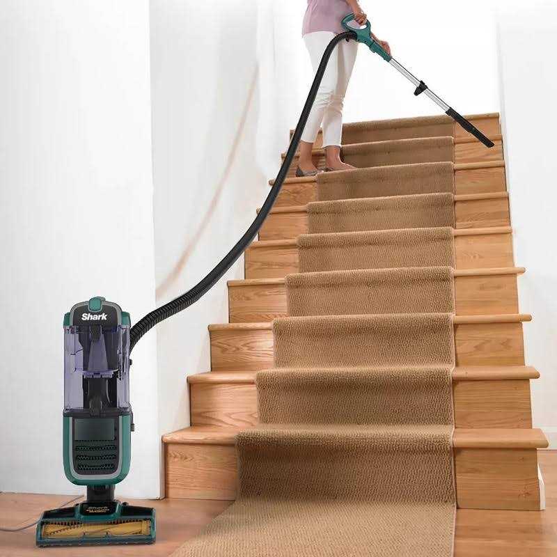 Shark Navigator Swivel Pro Pet Upright Vacuum with Self-Cleaning Brushroll - Image 4