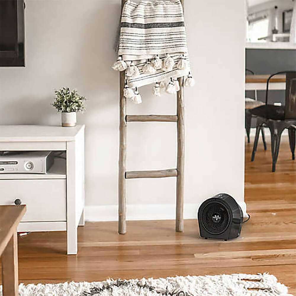 Vornado Velocity 3R Whole Room Space Heater - Image 2