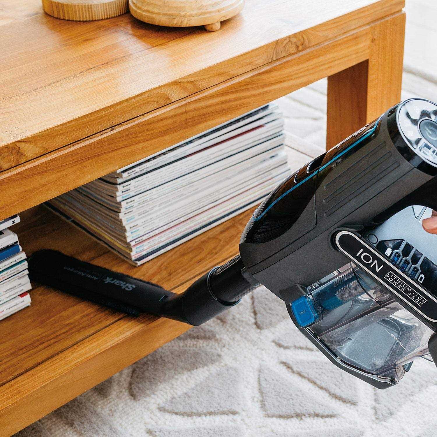 Shark IONFlex 2x DuoClean Ultra-Light Cordless Stick Vacuum - Image 3