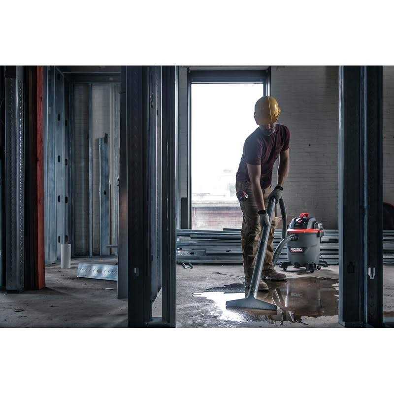 Ridgid 62703 12 Gallon NXT Wet/Dry Vac - Image 4