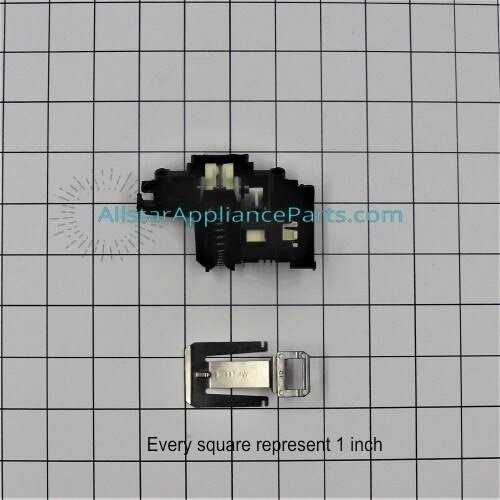 Whirlpool Door Latch W10619006 - Image 3