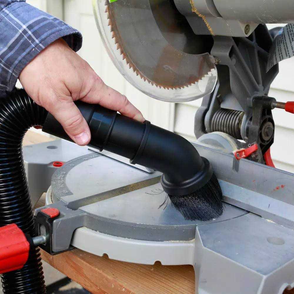 RIDGID 1-7/8 in. and 2-1/2 in. Heavy-Duty Cleaning Accessory Kit for Wet/Dry Shop Vacuums VT2575 - Image 4