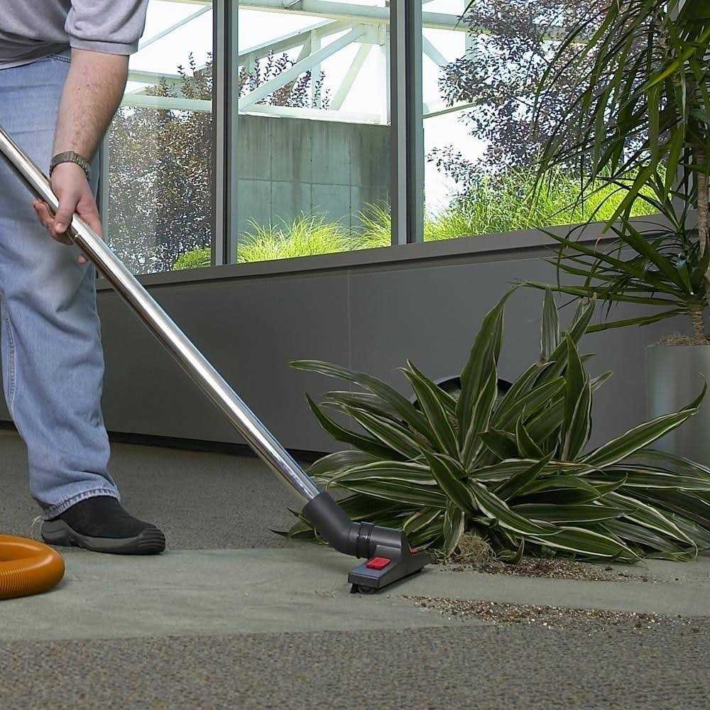 RIDGID 1-7/8 in. and 2-1/2 in. Heavy-Duty Cleaning Accessory Kit for Wet/Dry Shop Vacuums VT2575 - Image 5