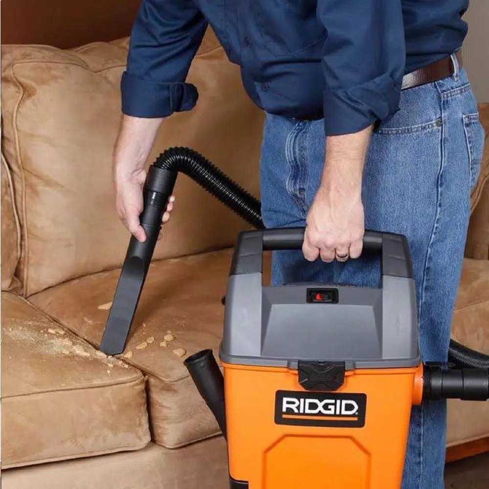 RIDGID 1-7/8 in. Crevice Tool Accessory for Wet/Dry Shop Vacuums VT1702 - Image 2