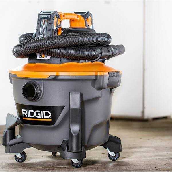 RIDGID 1-7/8 in. Car Nozzle Accessory for Wet/Dry Shop Vacuums - Image 2