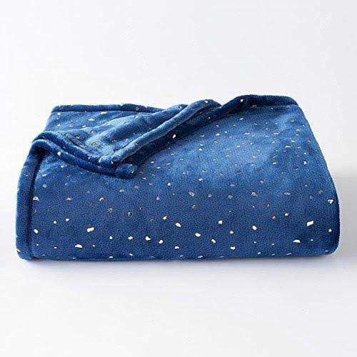 The Big One Oversized Plush Throw - Image 3