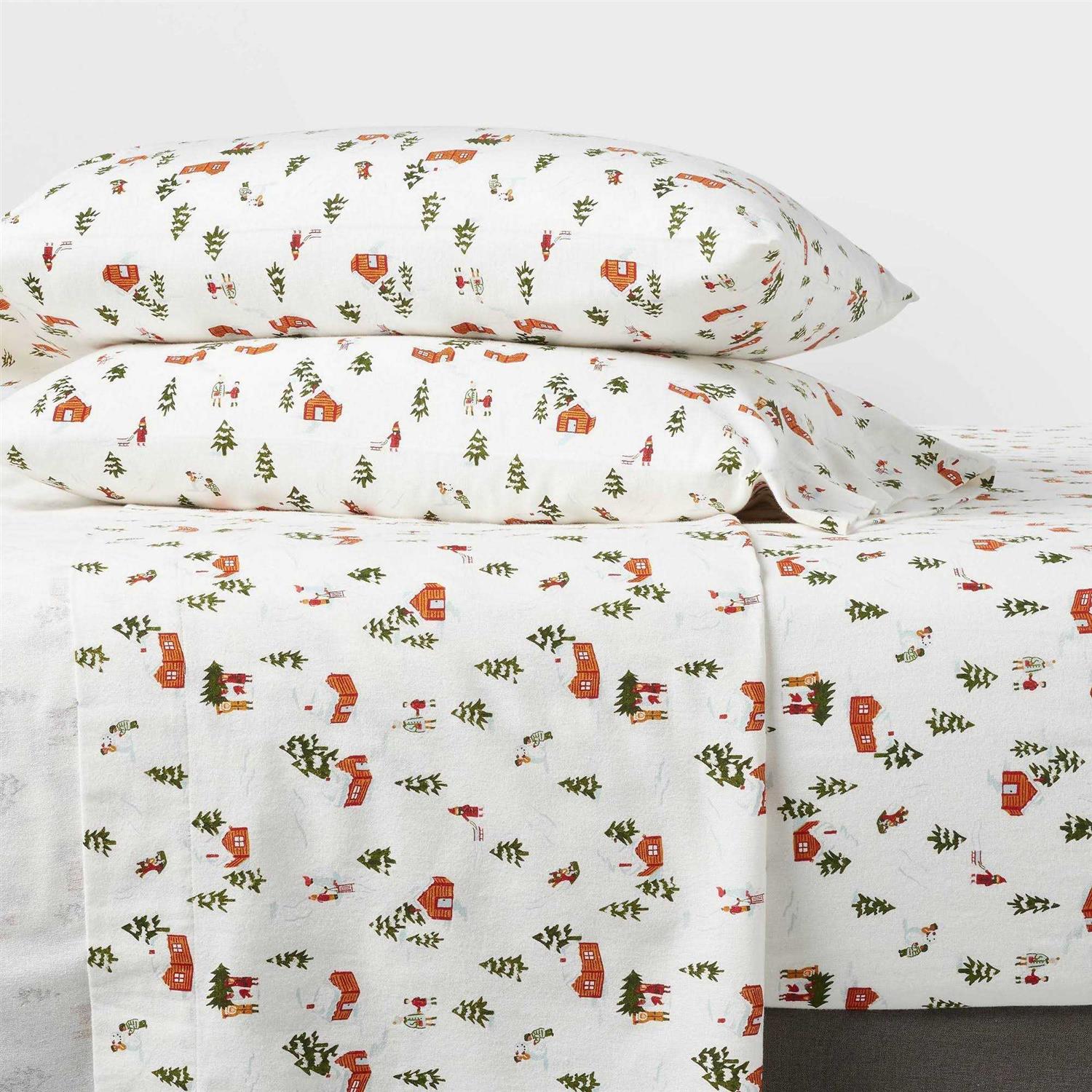 Threshold Holiday Flannel Sheet Set