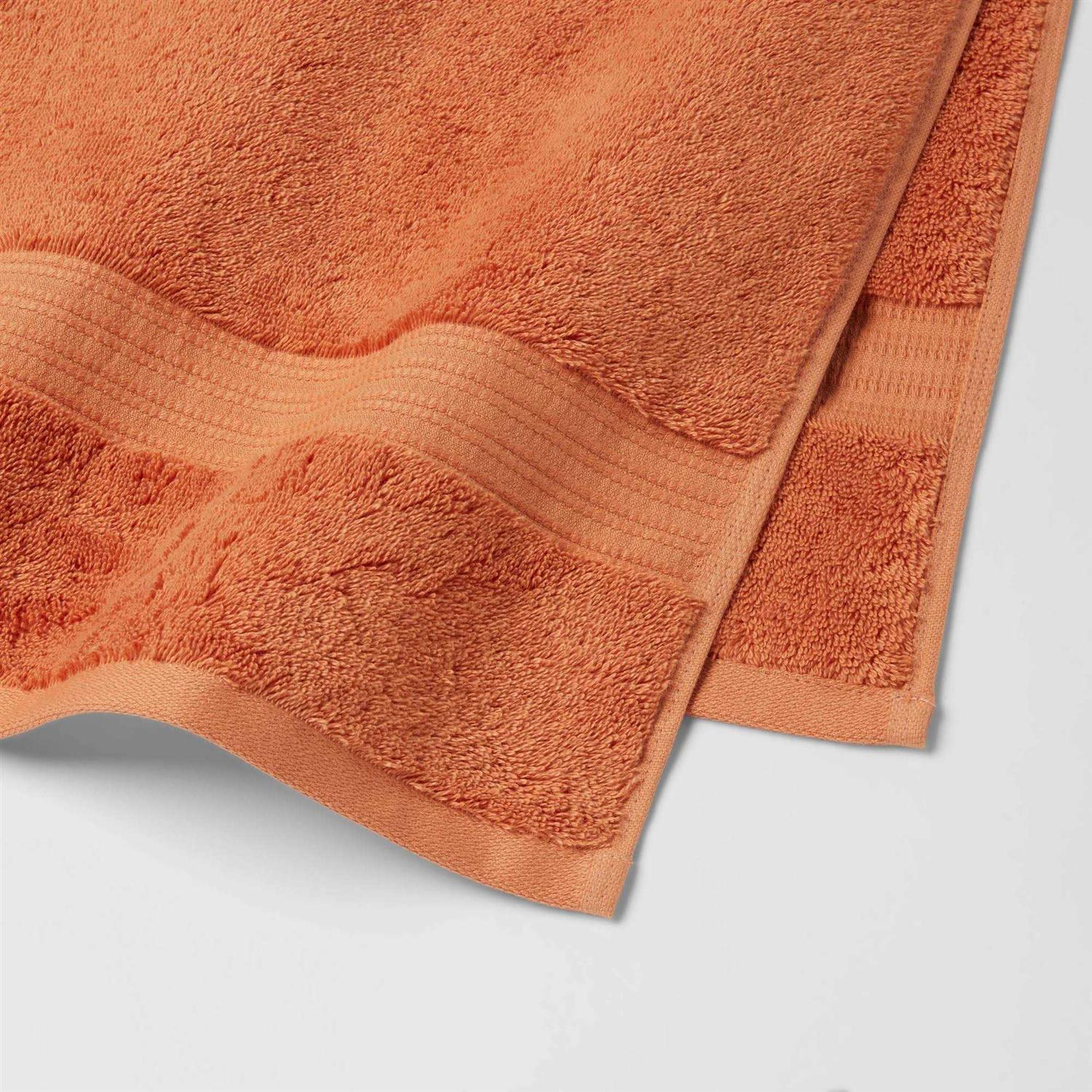 Threshold Performance Bath Towel - Image 3