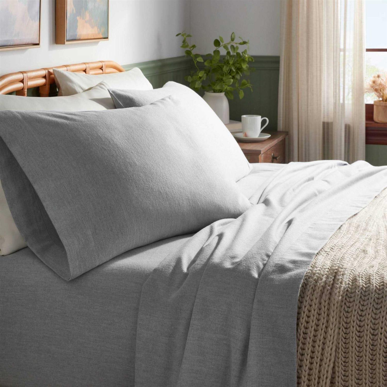 Threshold Flannel Sheet Set - Image 2