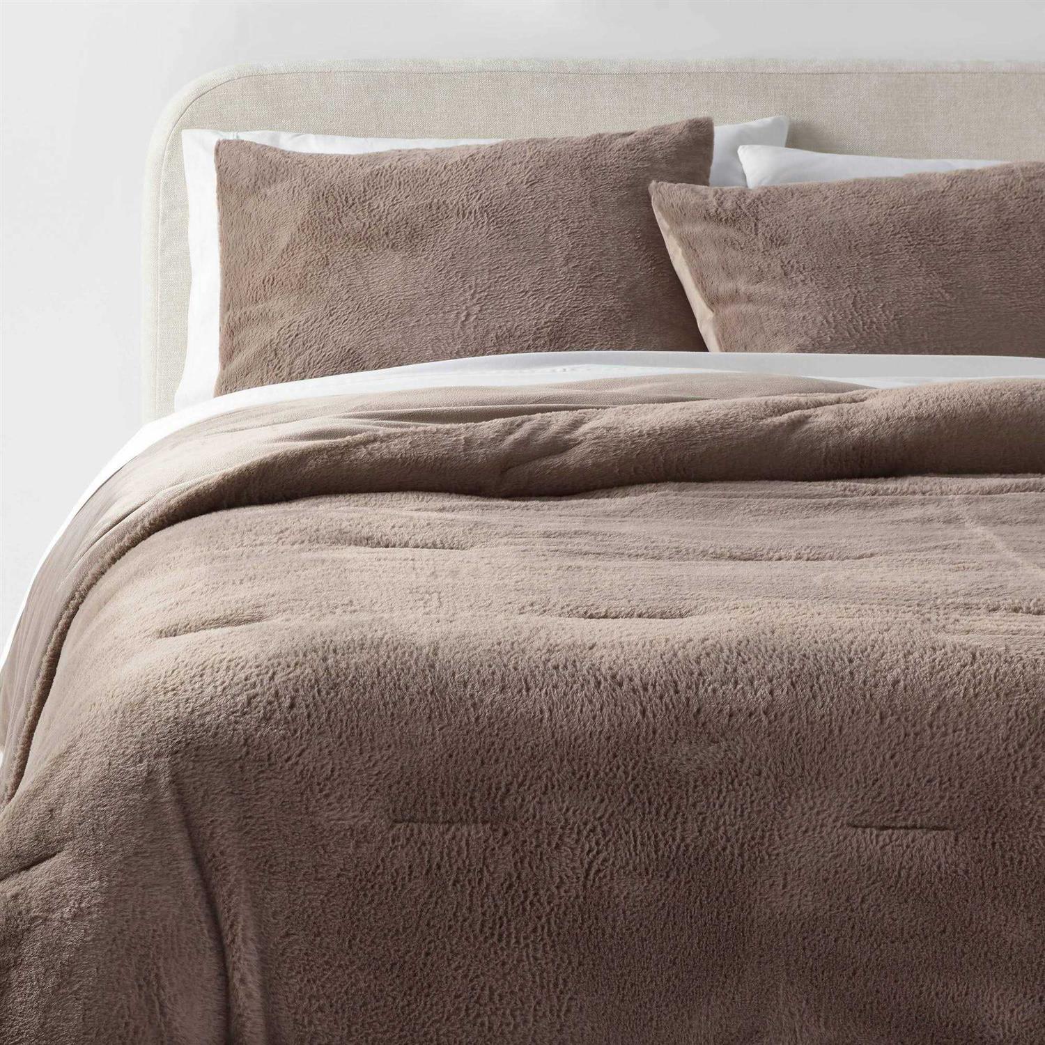 Threshold 3pc Luxe Faux Fur Comforter and Sham Set