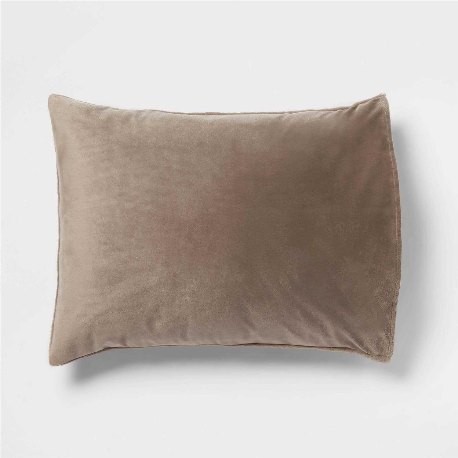 Threshold 3pc Luxe Faux Fur Comforter and Sham Set - Image 4