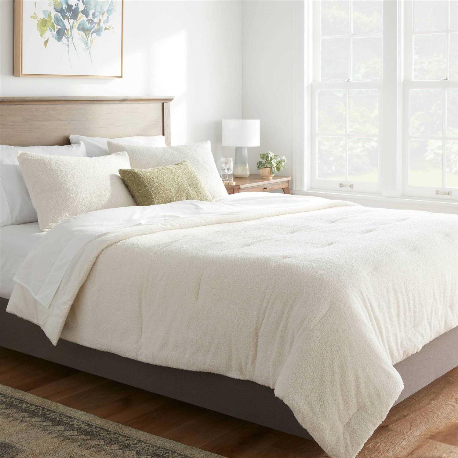 Threshold Cozy Chenille Comforter & Sham Set - Image 4