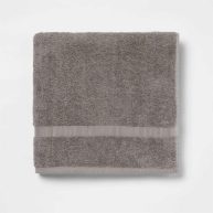 Room Essentials Everyday Bath Towel