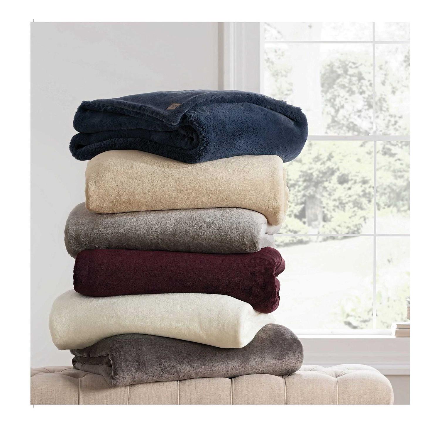 UGG Euphoria Throw Blanket - Image 3