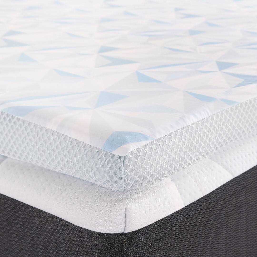 Serta Arctic 30x Cooling 2 in. Memory Foam Mattress Topper - Image 2