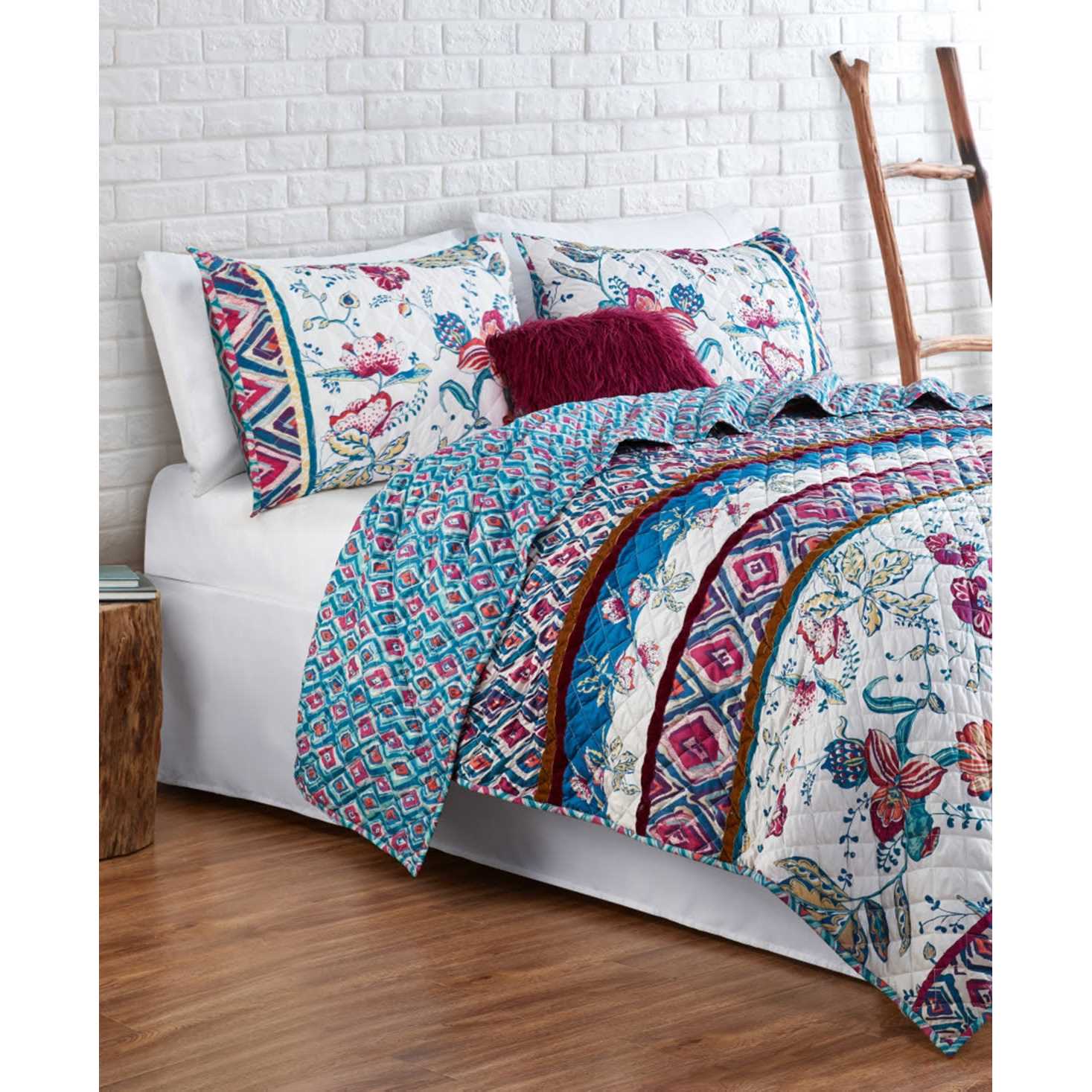 Vcny Home Eiffel Reversible Quilt Set - Image 2