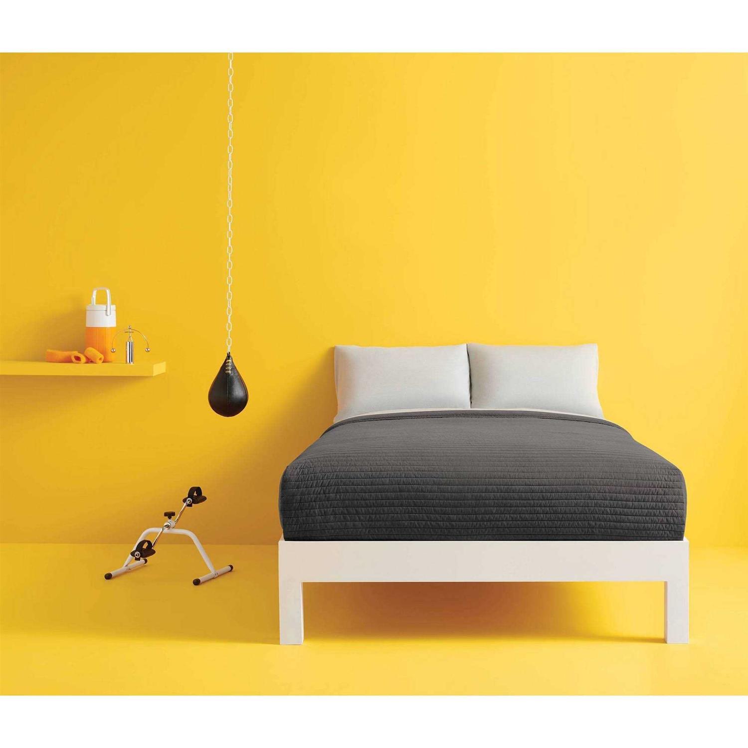 Room Essentials Garment Washed Microfiber Quilt - Image 2