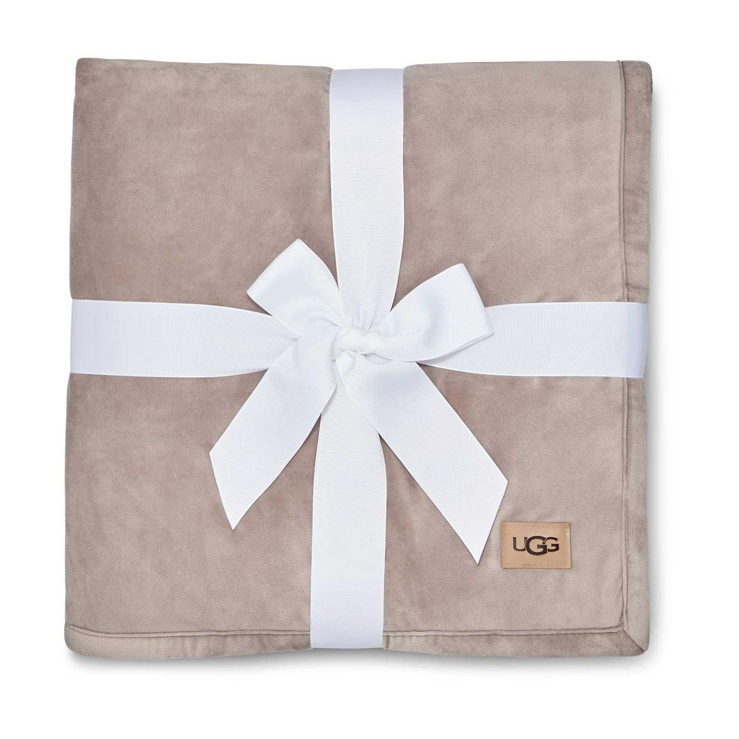 UGG Bliss Fuzzy Throw