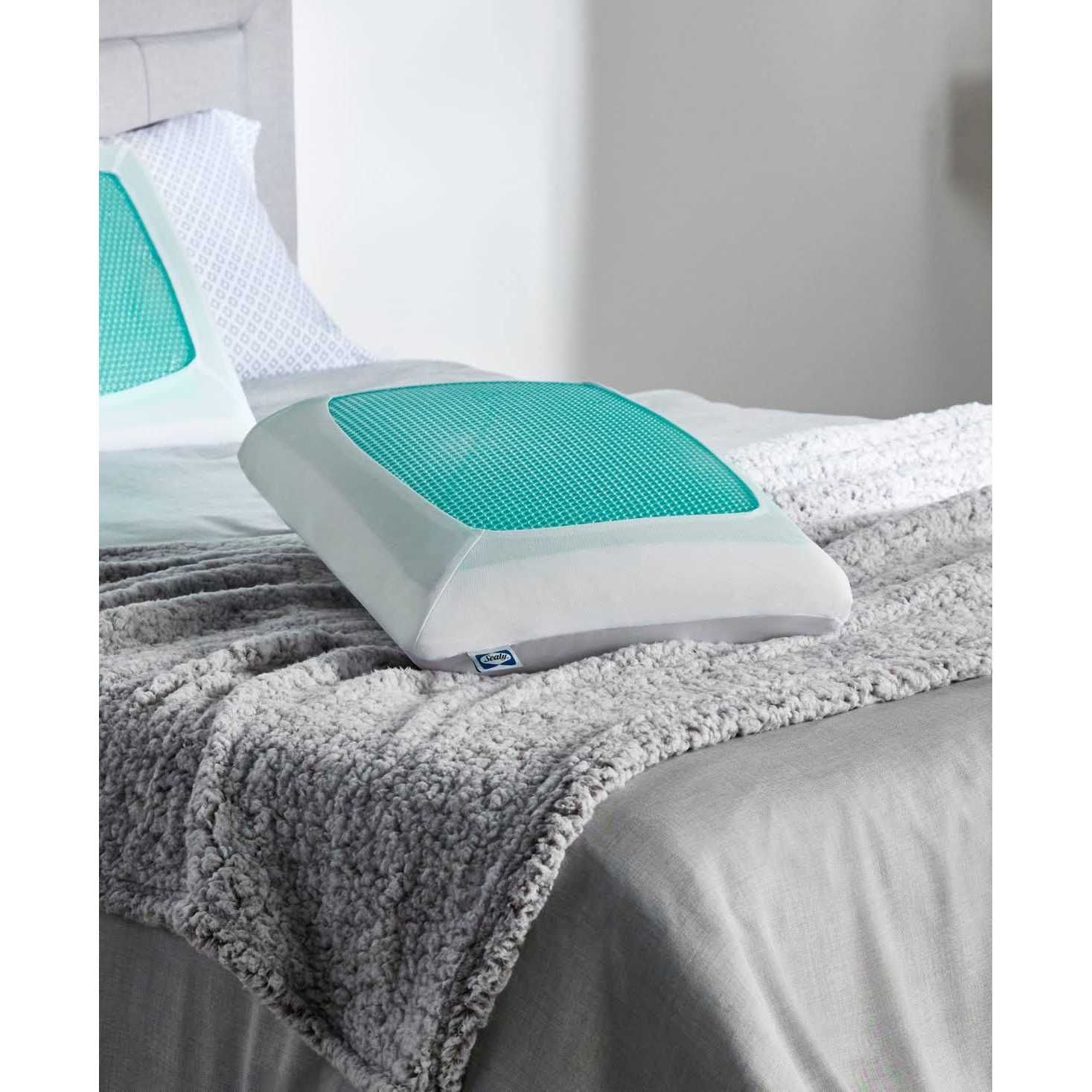 Sealy Essentials Cooling Gel Memory Foam Pillow - Image 3