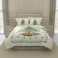 Spode Christmas Tree Comforter Set