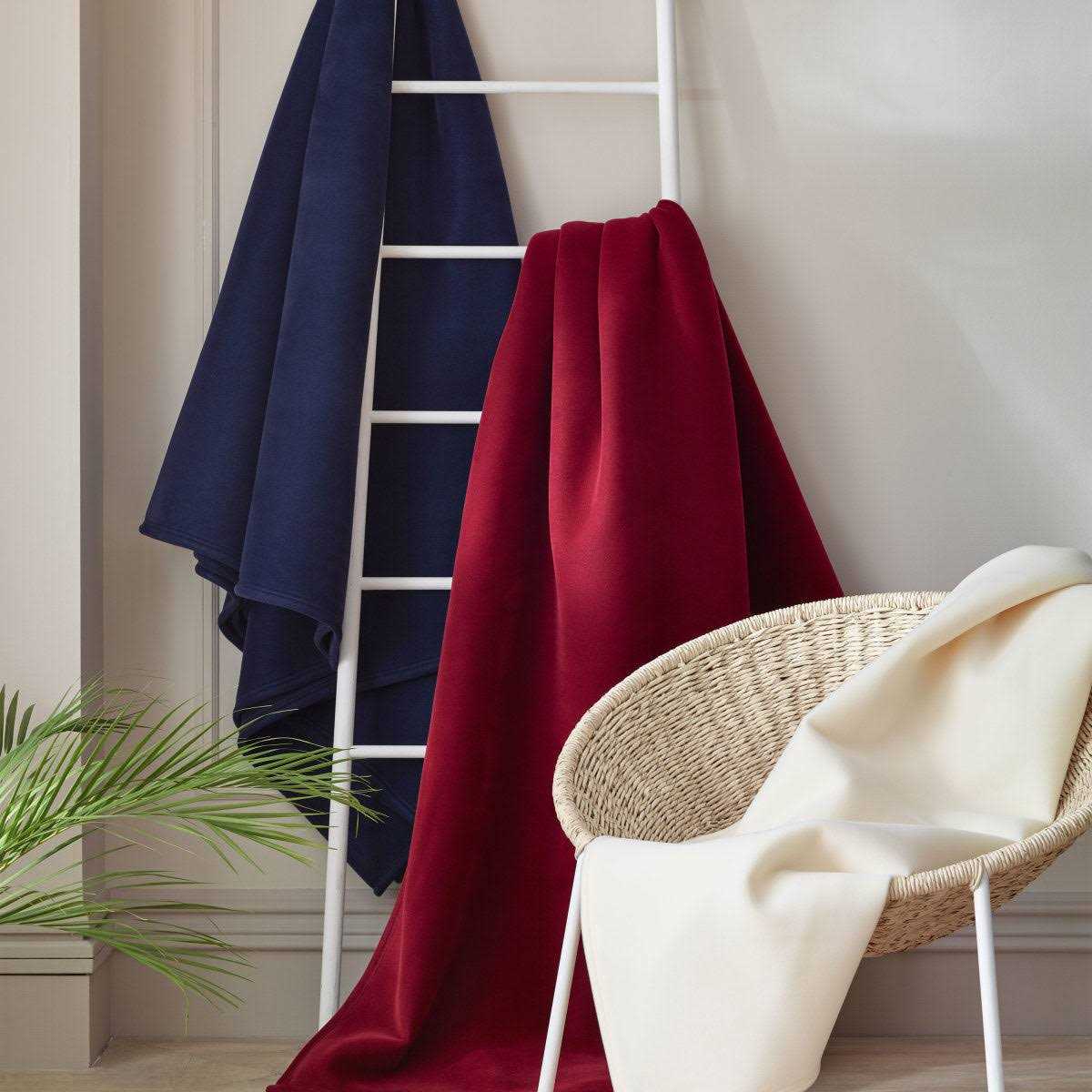 Vellux Original Blanket - Image 3