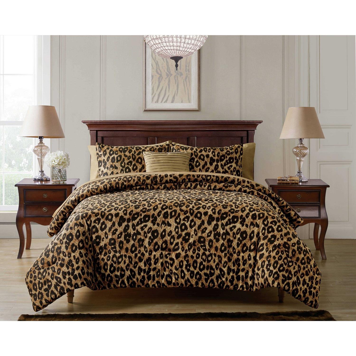 Vcny Home Cheetah Reversible Bed-in-a-Bag Comforter Set - Image 4