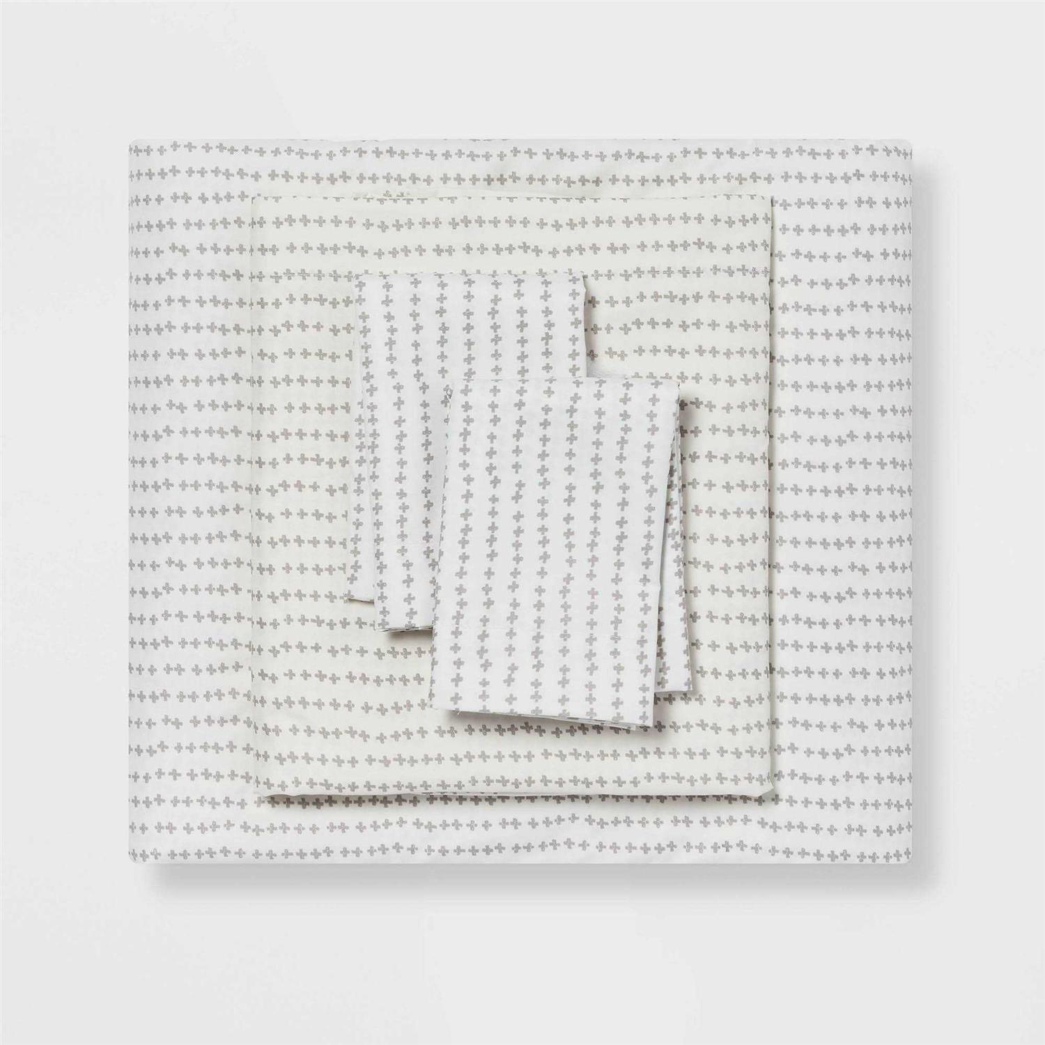 Room Essentials Solid Microfiber Comforter & Sheets Set - Image 5