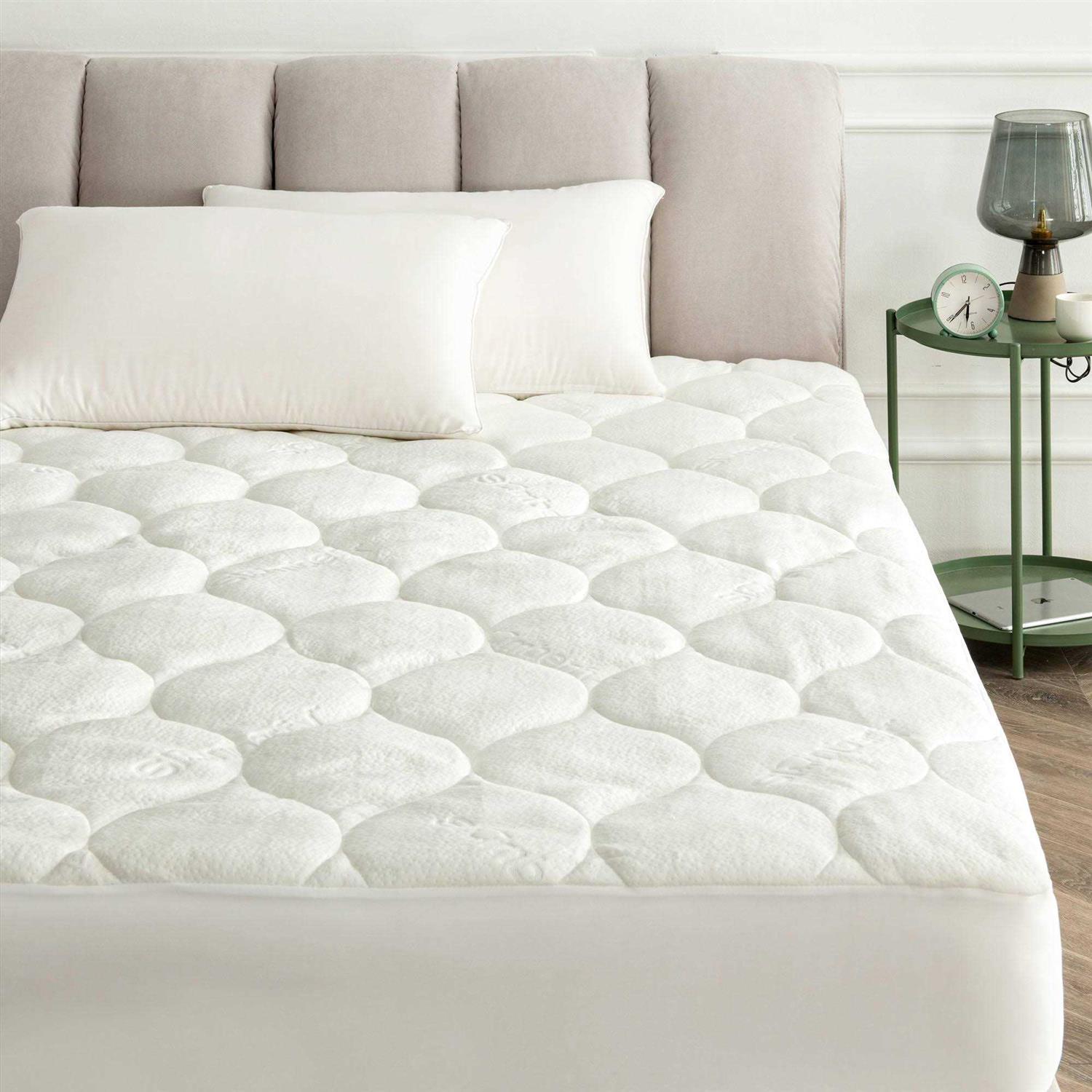 Slumberfy Waterproof Mattress Pad Hypoallergenic Mattress Pad - Image 4