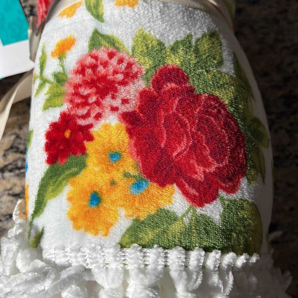 The Pioneer Woman Plush Reversible Throw - Image 4