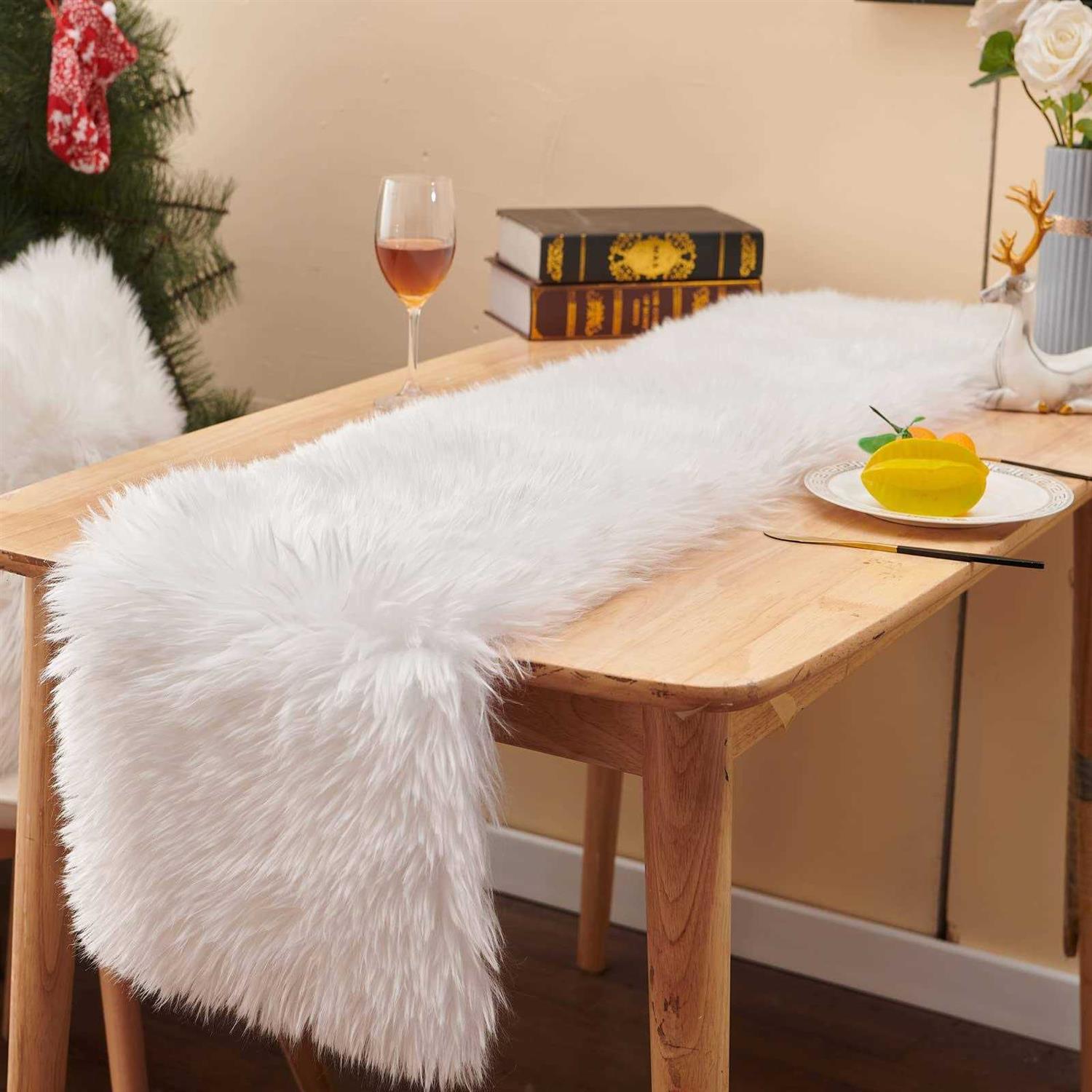 Table Runner Thanksgiving Modern Small White Fur Table Party Birthday Christmas Friendsgiving Wedding Dinning Table