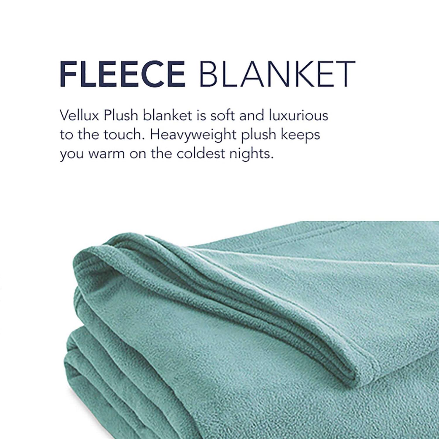 Vellux Fleece Blanket - Image 4