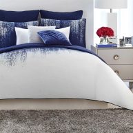 Vince Camuto Lyon Comforter Set